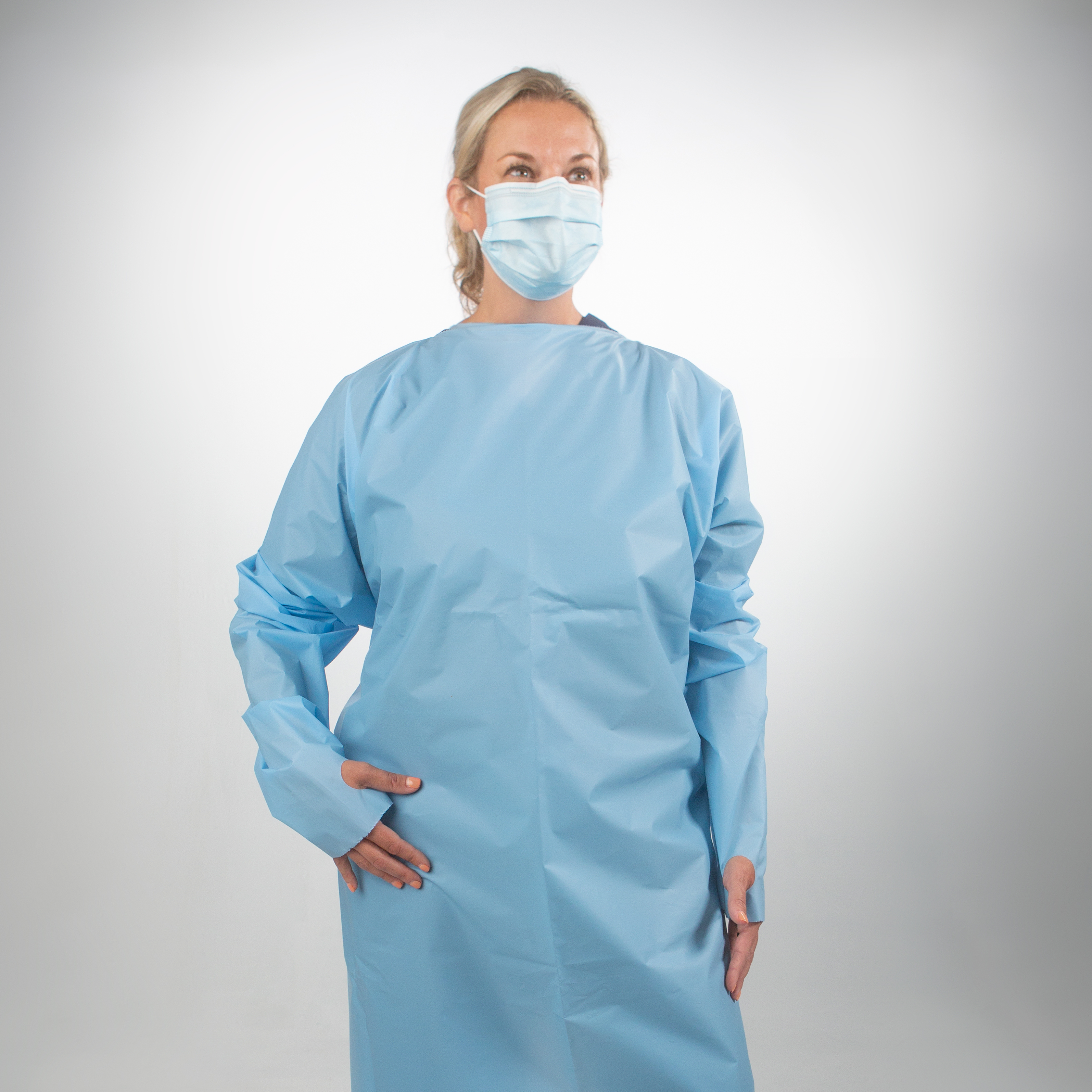 Polyethylene over-the-head gown, US made AAMI Level 2, with thumb loop – Case of 75